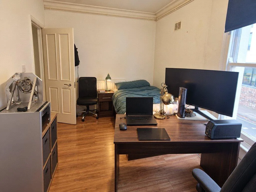 5 bedroom apartment for rent