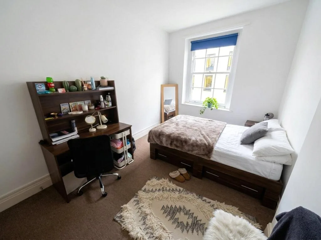 5 bedroom apartment for rent