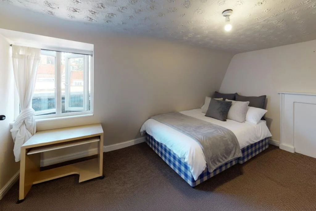 10 bedroom apartment for rent