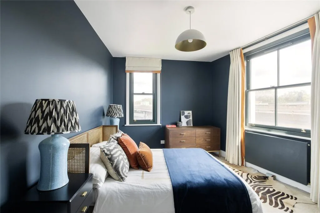 2 bedroom penthouse for rent