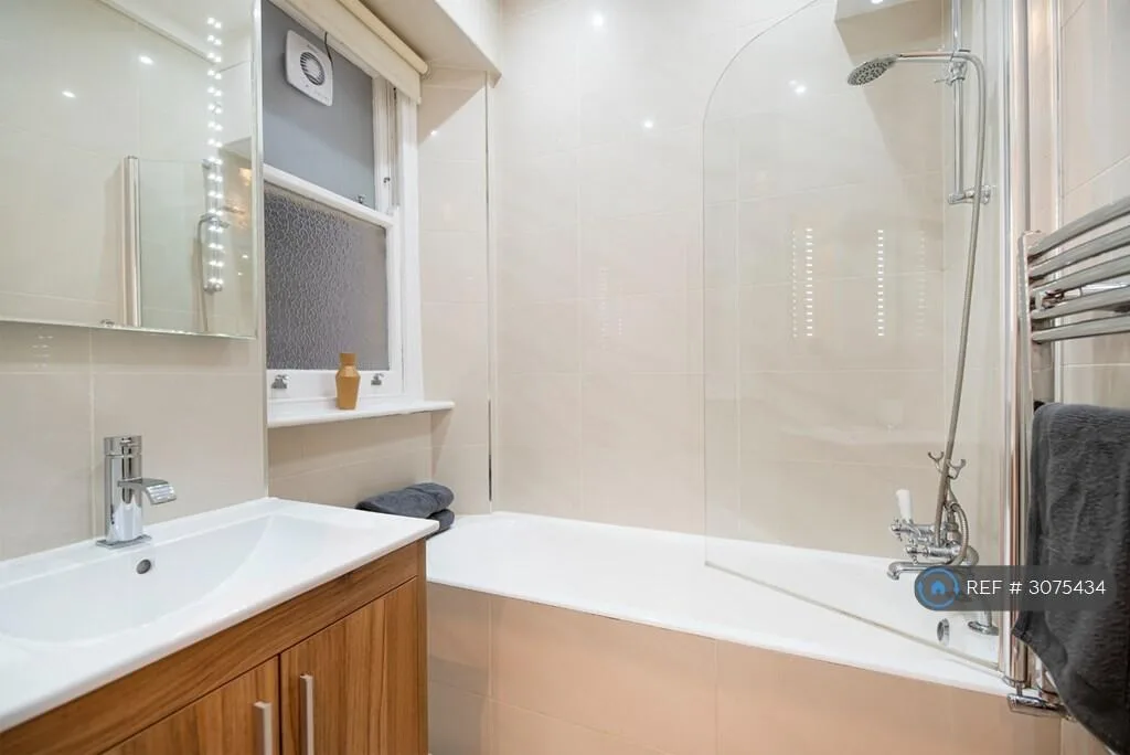 3 bedroom flat for rent