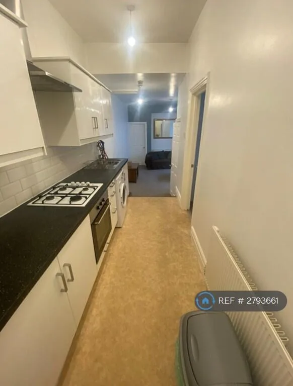 3 bedroom flat for rent