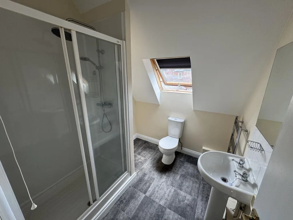 2 bedroom terraced house for rent