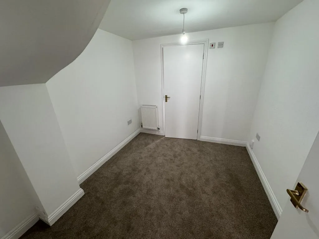 2 bedroom terraced house for rent