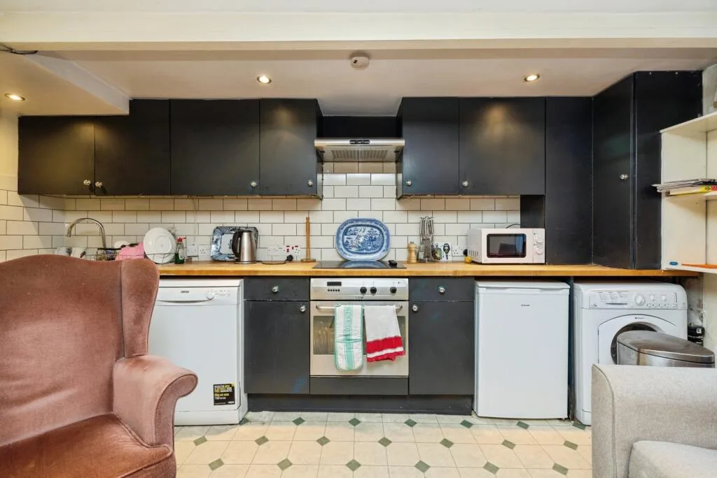 1 bedroom flat for rent