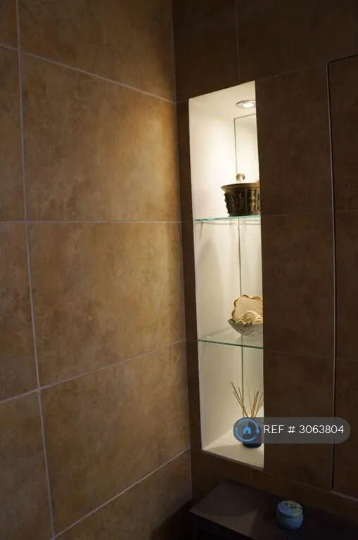 2 bedroom penthouse for rent