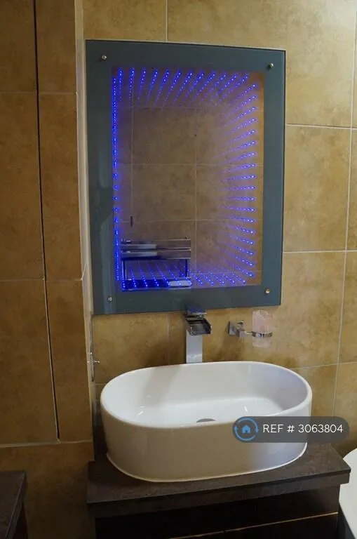 2 bedroom penthouse for rent