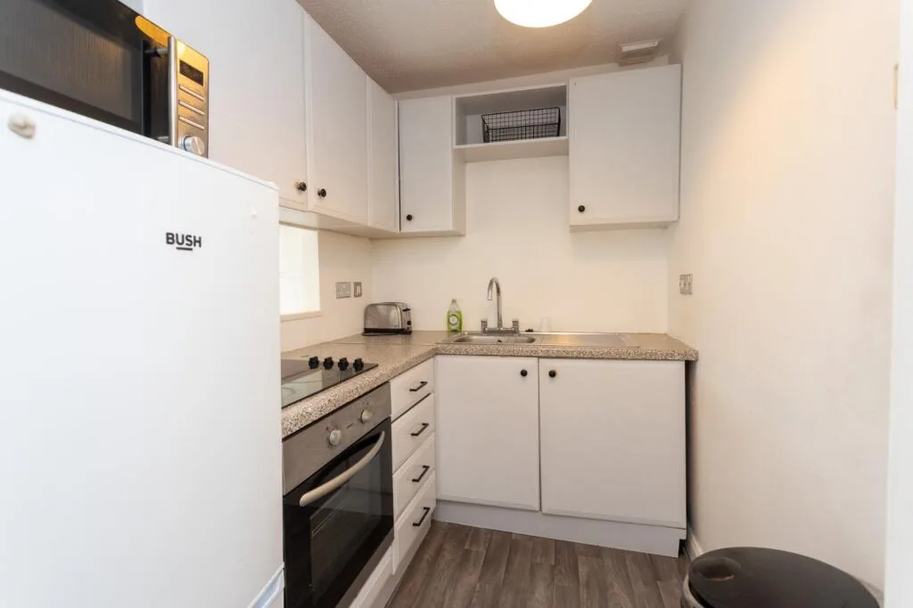 2 bedroom maisonette for rent
