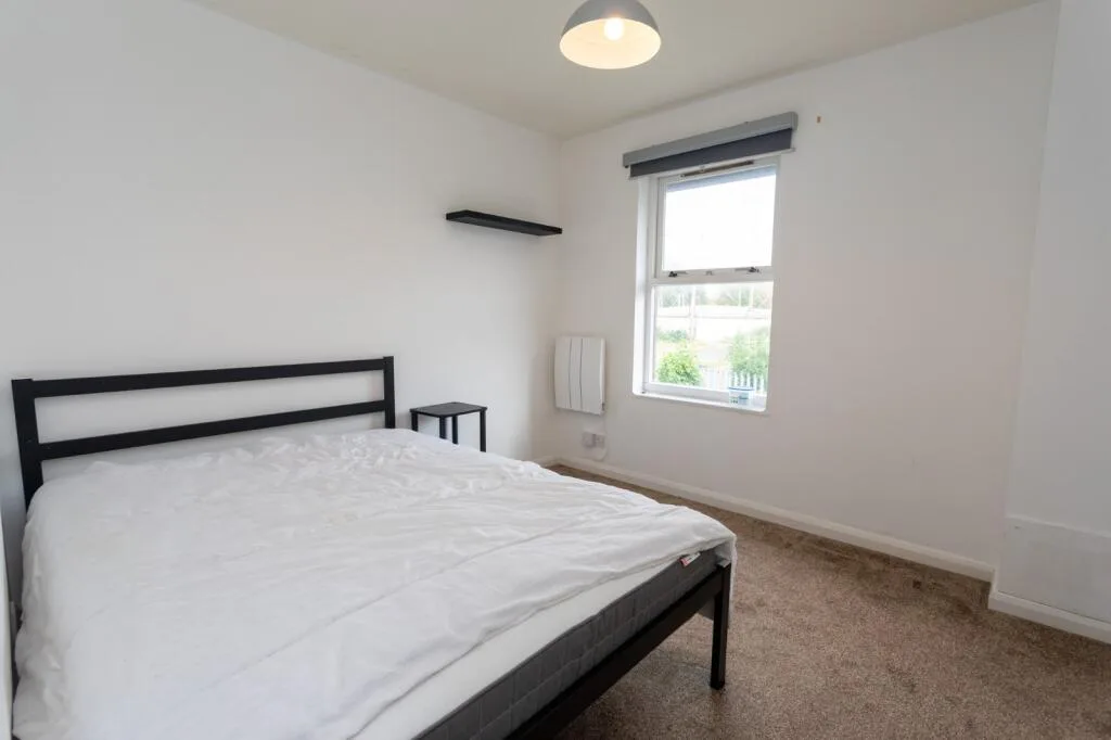 2 bedroom maisonette for rent