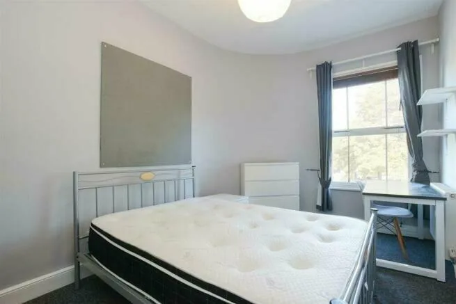 4 bedroom flat for rent