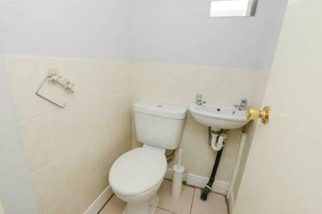 4 bedroom flat for rent
