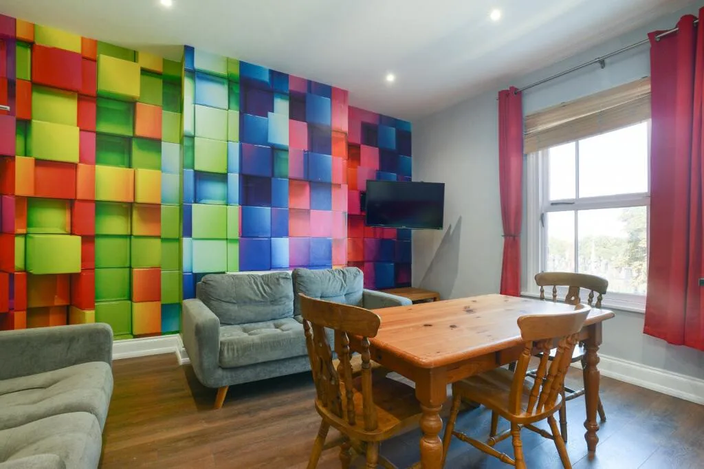 4 bedroom flat for rent