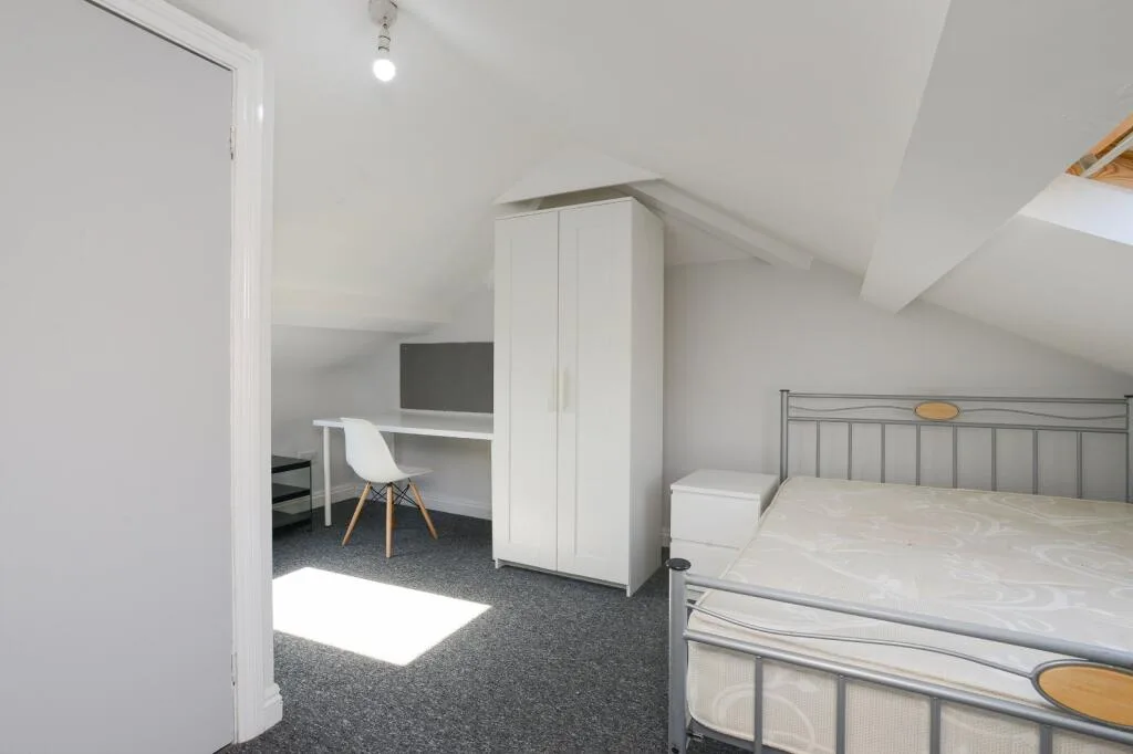 4 bedroom flat for rent