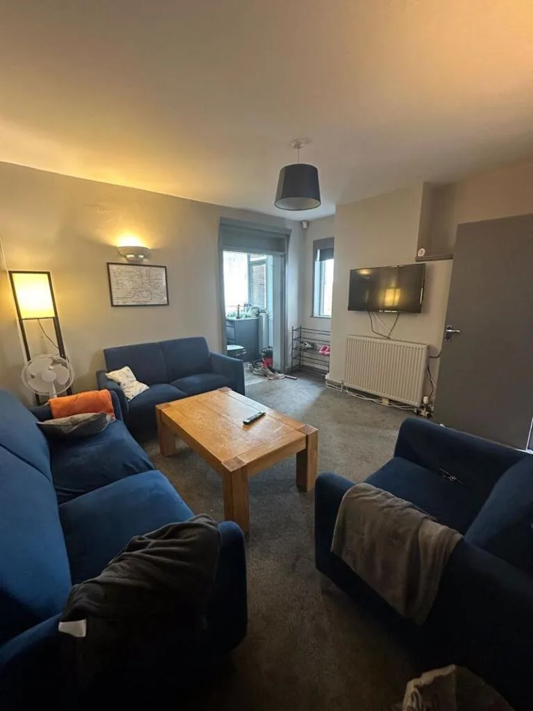 4 bedroom house of multiple occupation for rent