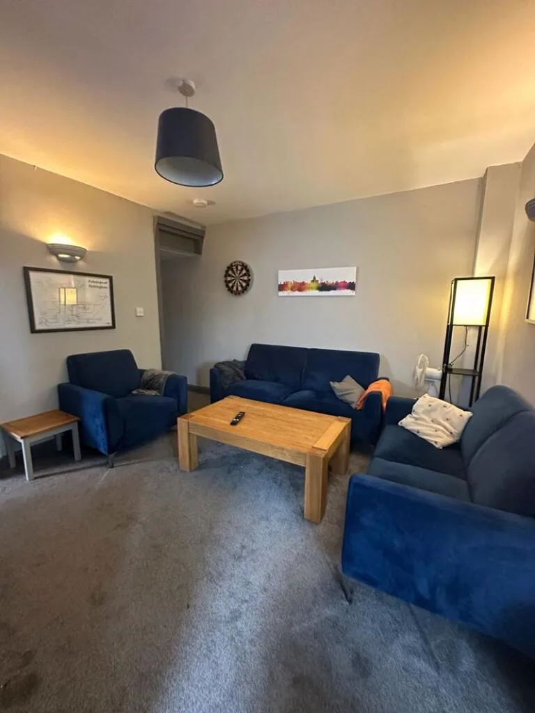 4 bedroom house of multiple occupation for rent