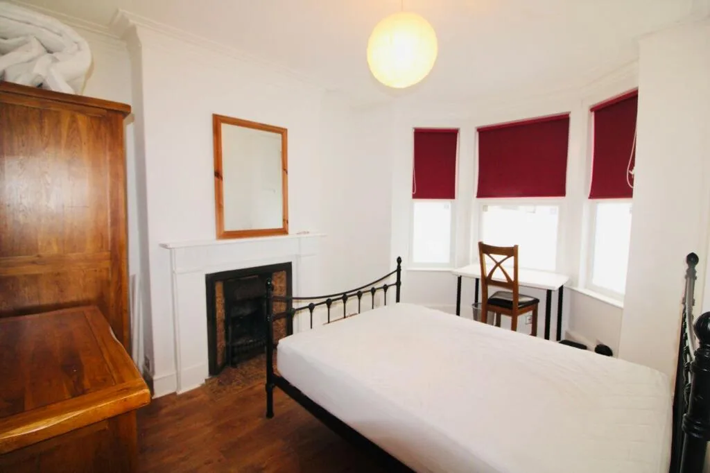 4 bedroom terraced house for rent