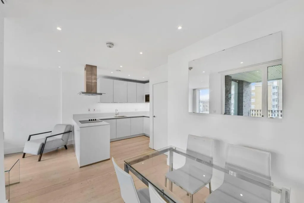 2 bedroom flat for rent