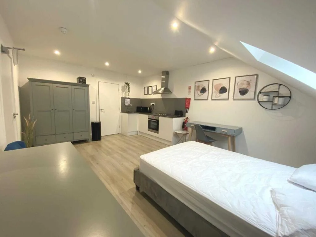 Studio flat for rent