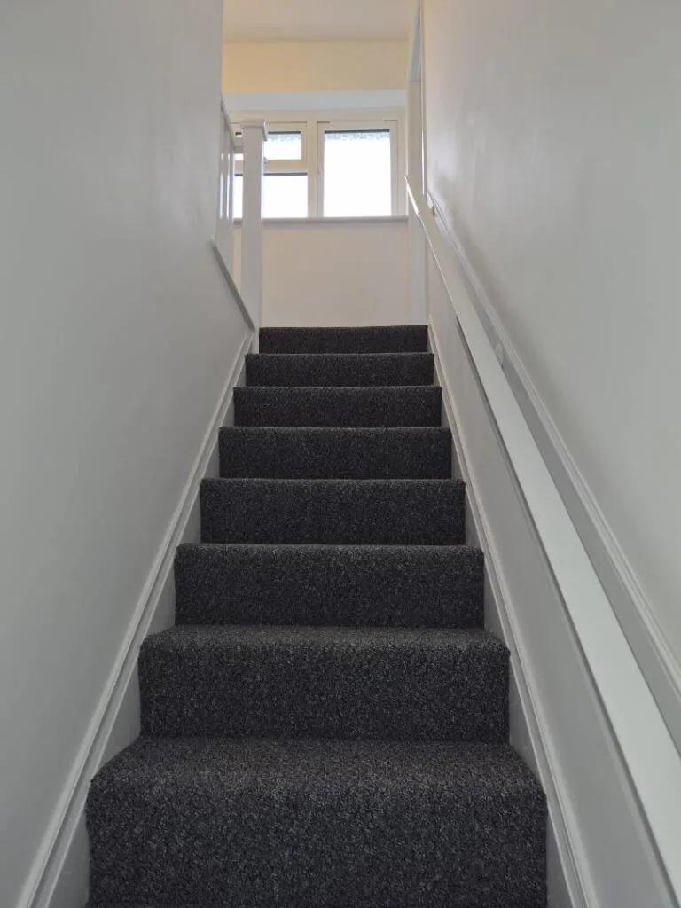 2 bedroom end of terrace house for rent
