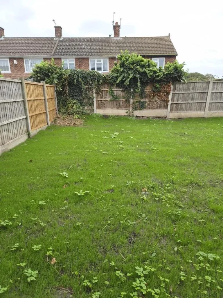 2 bedroom end of terrace house for rent