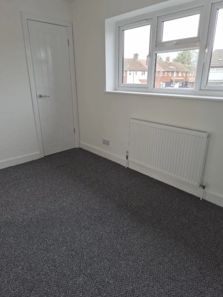 2 bedroom end of terrace house for rent