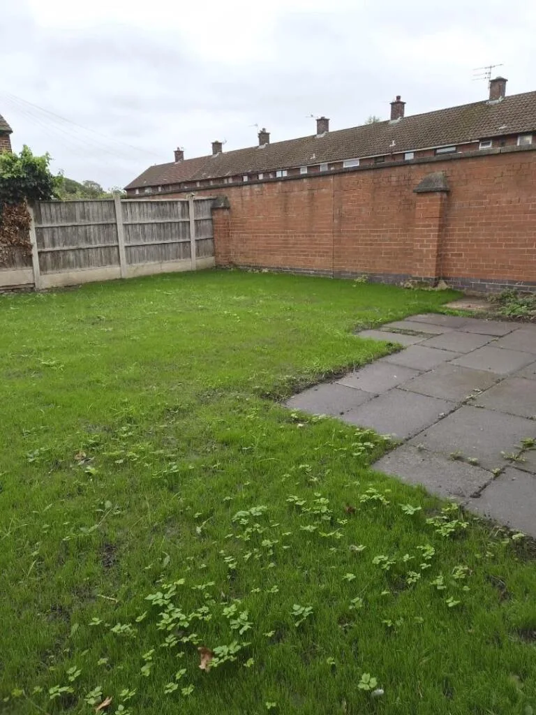 2 bedroom end of terrace house for rent