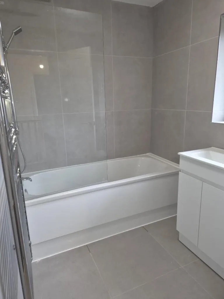 2 bedroom end of terrace house for rent
