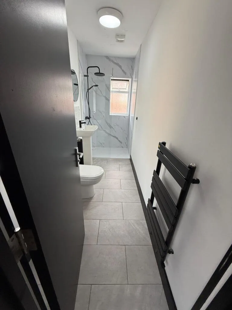 5 bedroom terraced house for rent