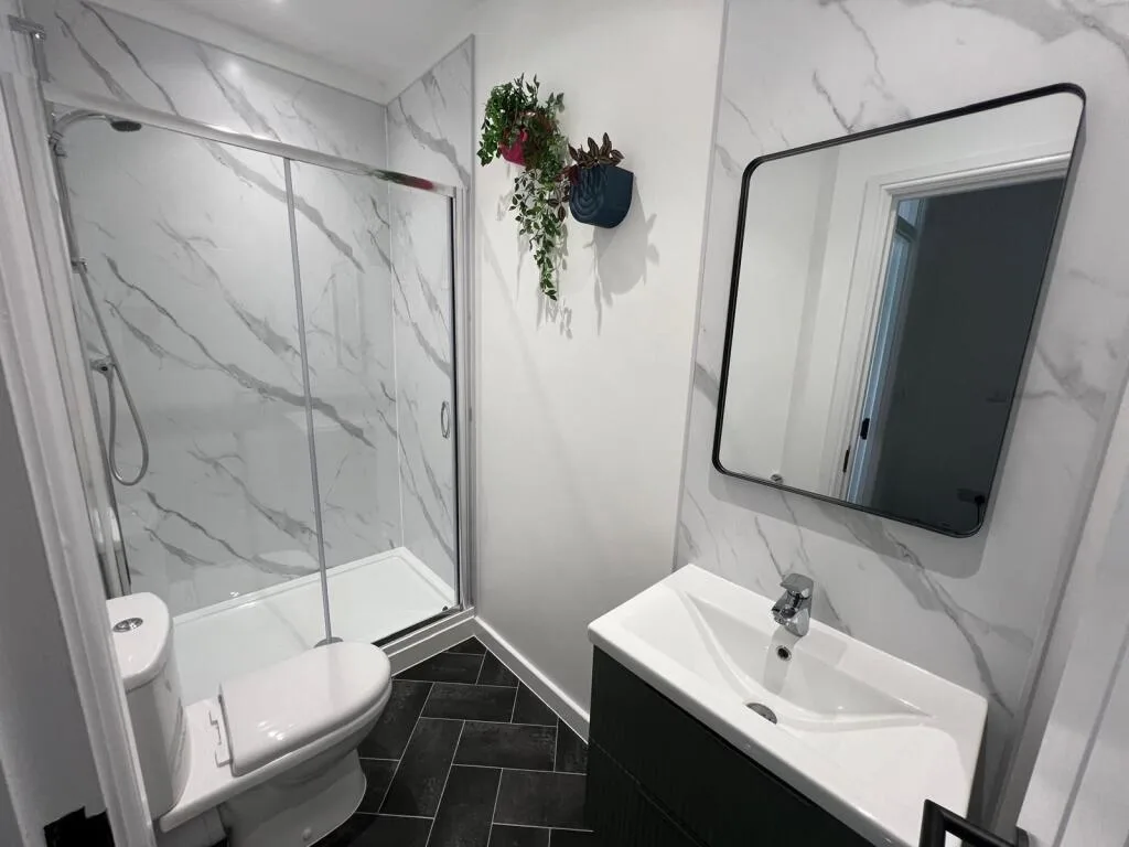 5 bedroom detached house for rent