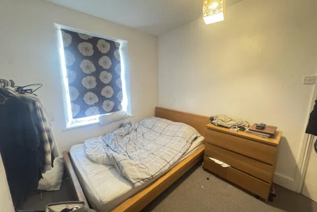 5 bedroom terraced house for rent