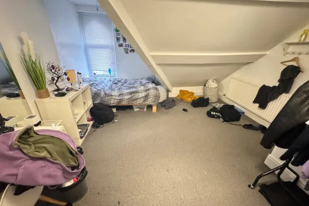 5 bedroom terraced house for rent