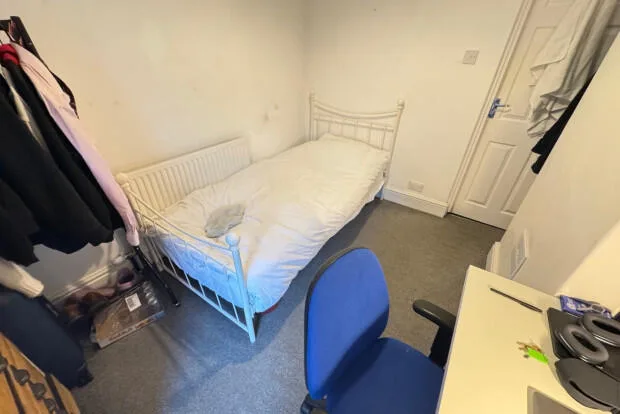 5 bedroom terraced house for rent