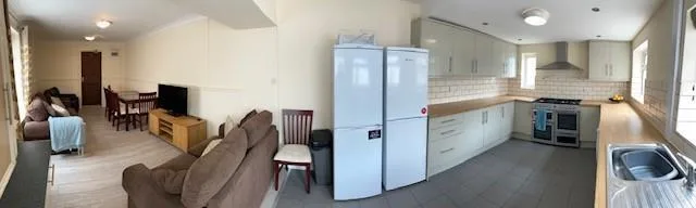 6 bedroom house for rent