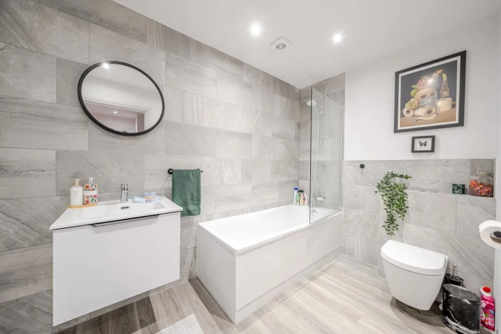 3 bedroom flat for rent