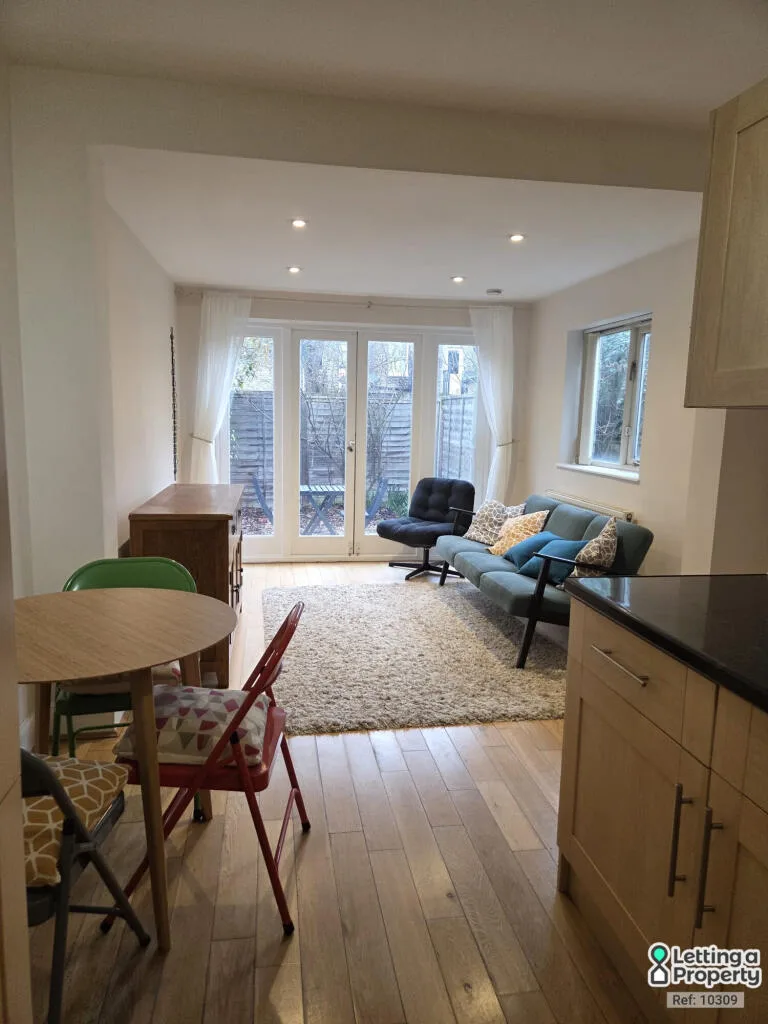 2 bedroom ground floor flat for rent