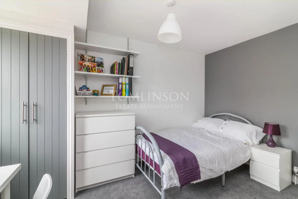 2 bedroom semi-detached house for rent