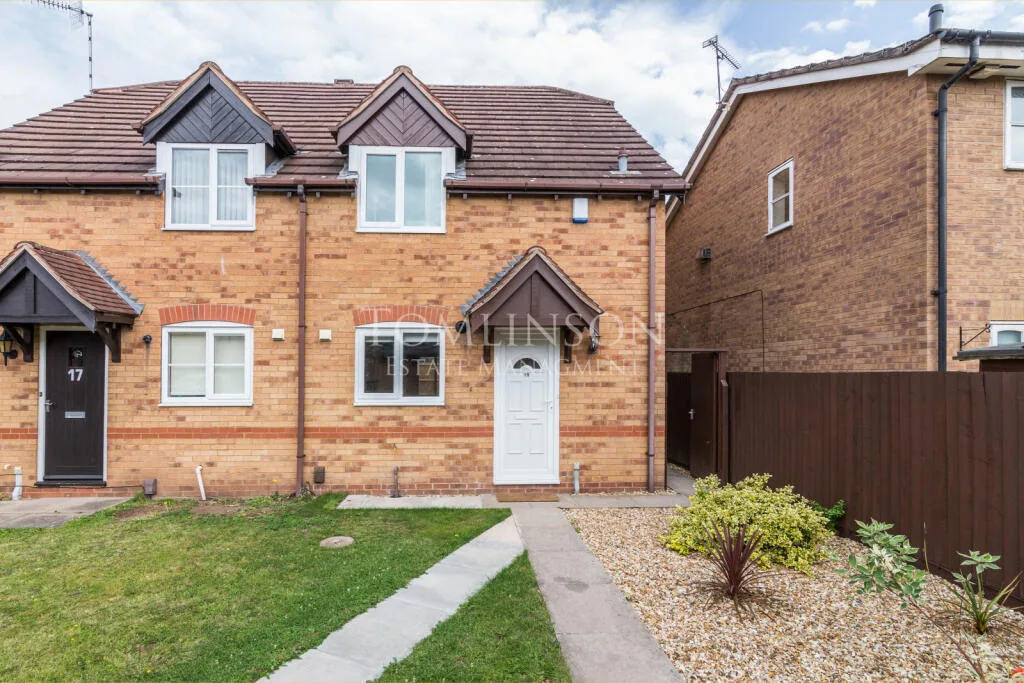 2 bedroom semi-detached house for rent