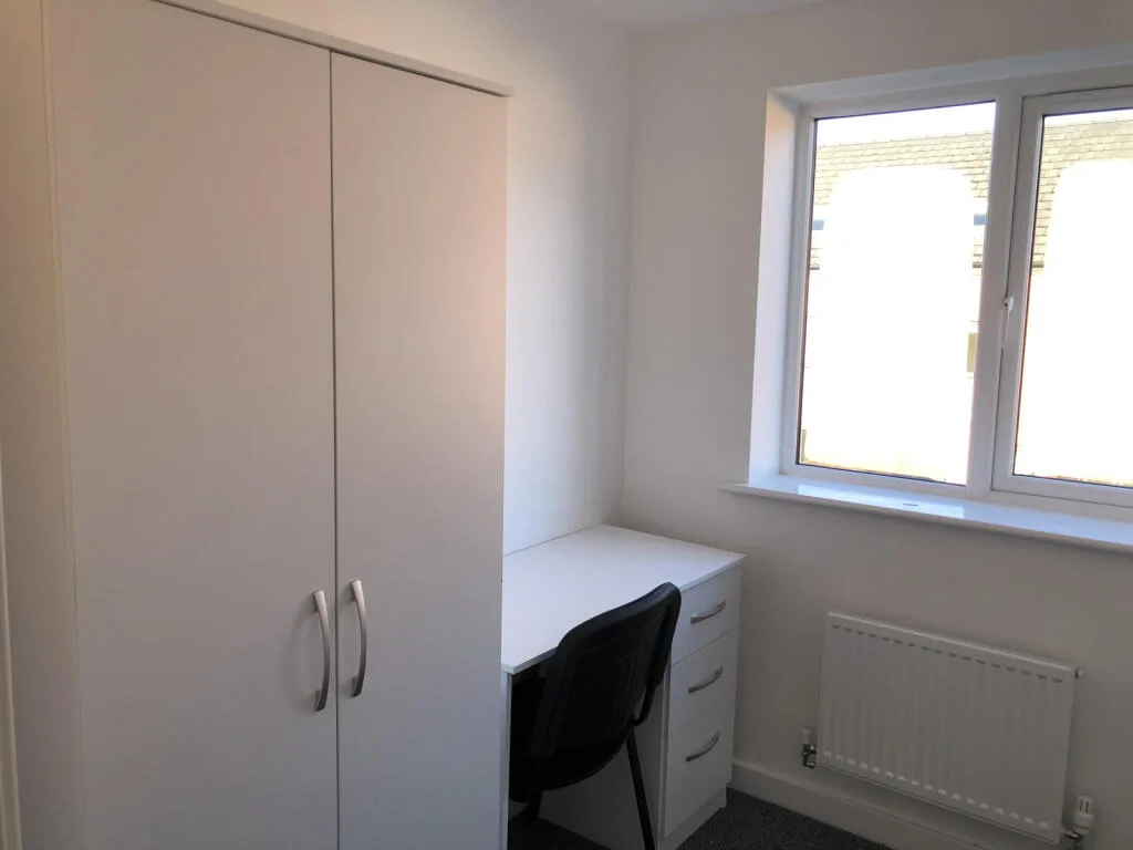 2 bedroom semi-detached house for rent