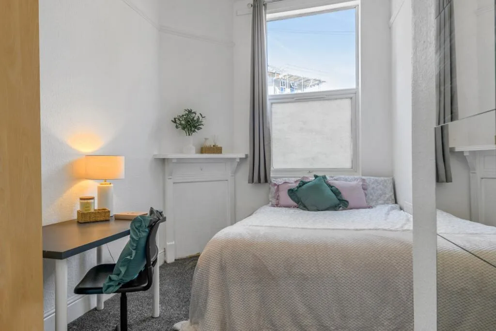 4 bedroom flat for rent