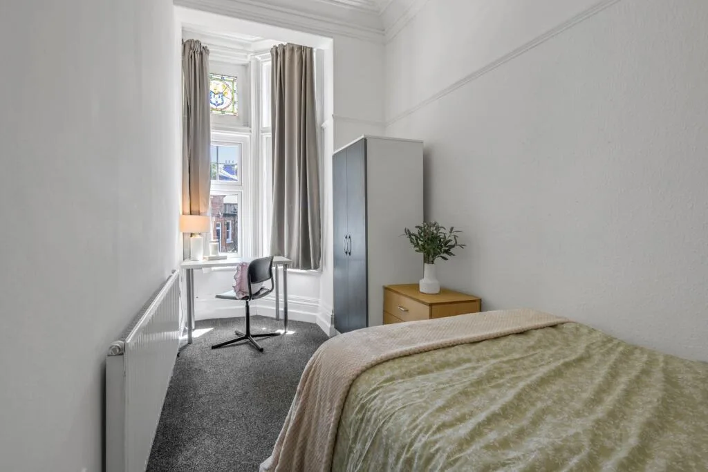 4 bedroom flat for rent