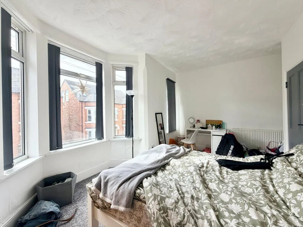 4 bedroom terraced house for rent