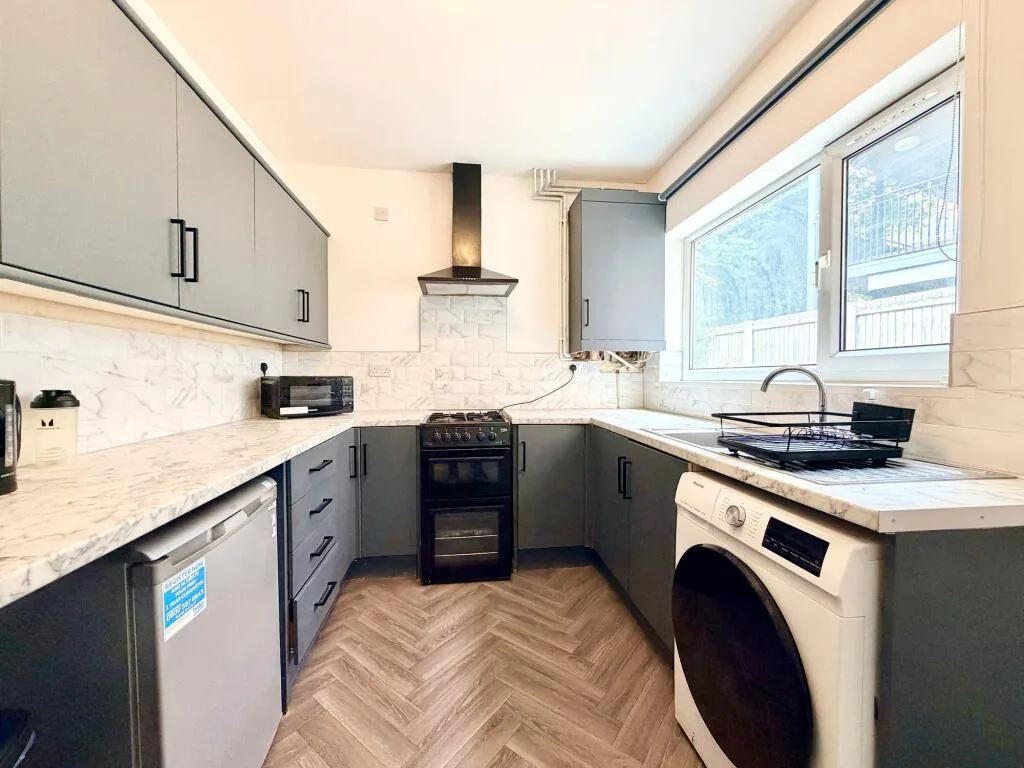 4 bedroom terraced house for rent