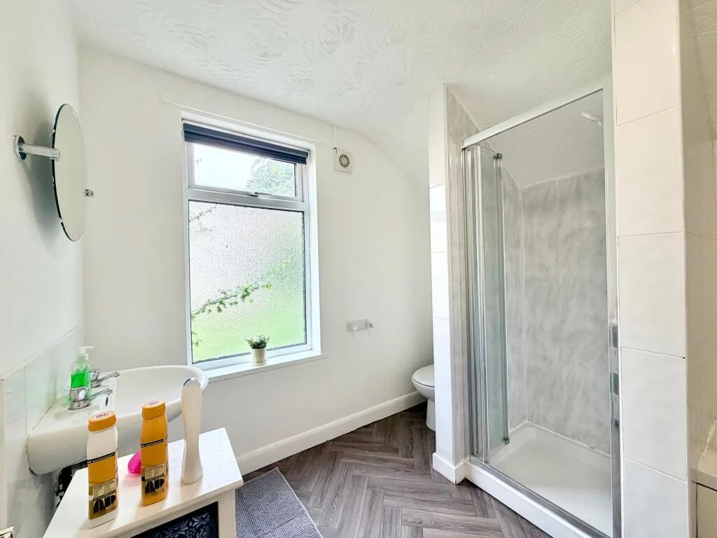4 bedroom terraced house for rent