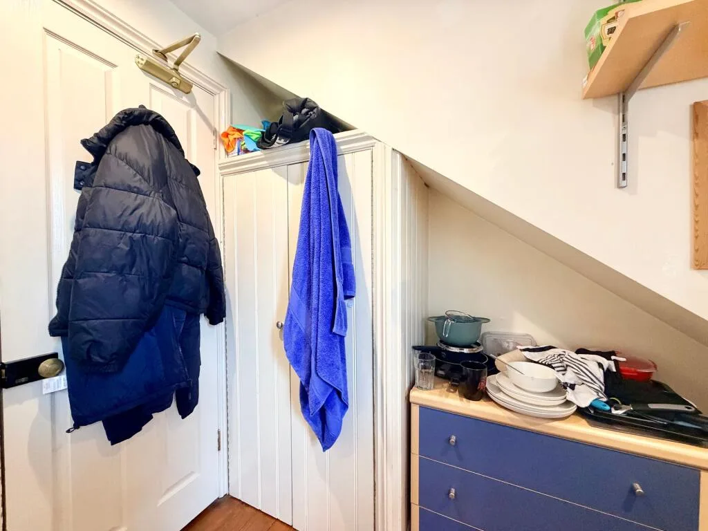 5 bedroom terraced house for rent