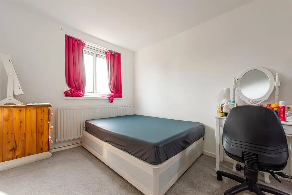 2 bedroom maisonette for rent