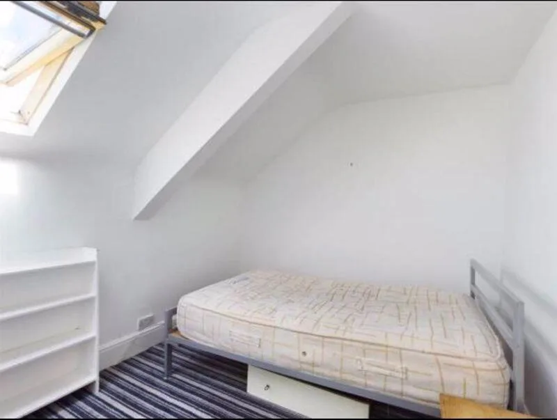 6 bedroom terraced house for rent
