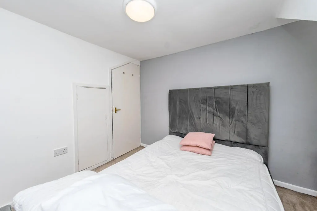 2 bedroom terraced house for rent