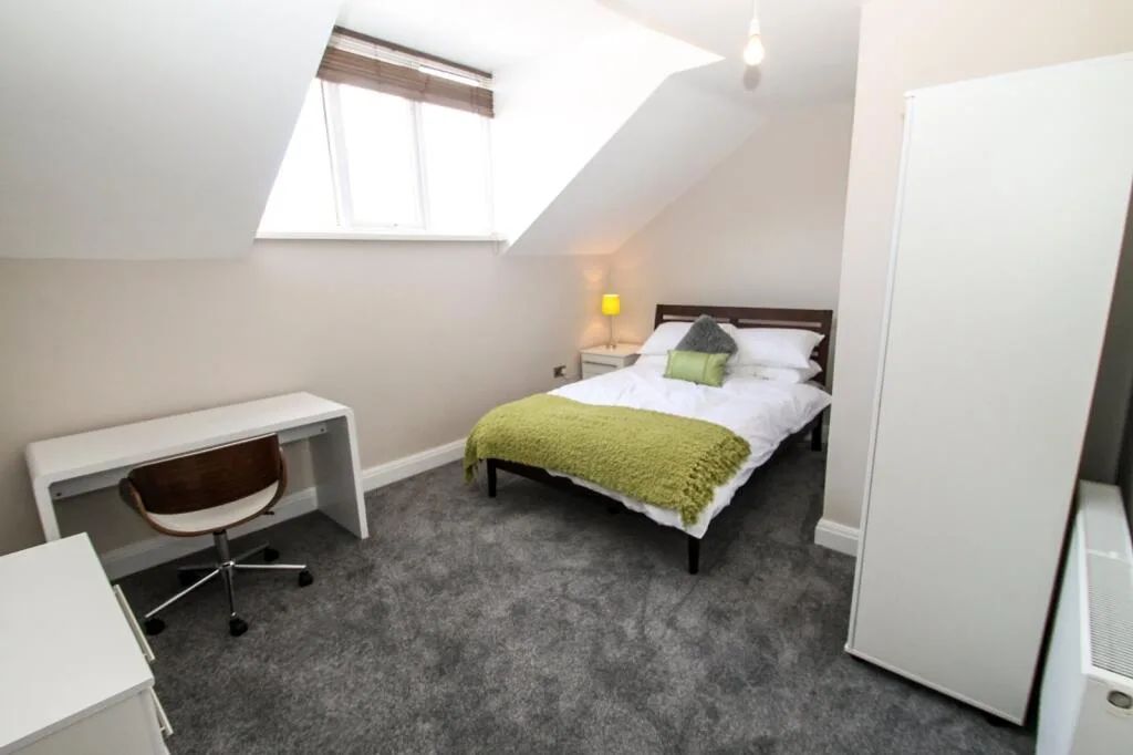 4 bedroom terraced house for rent