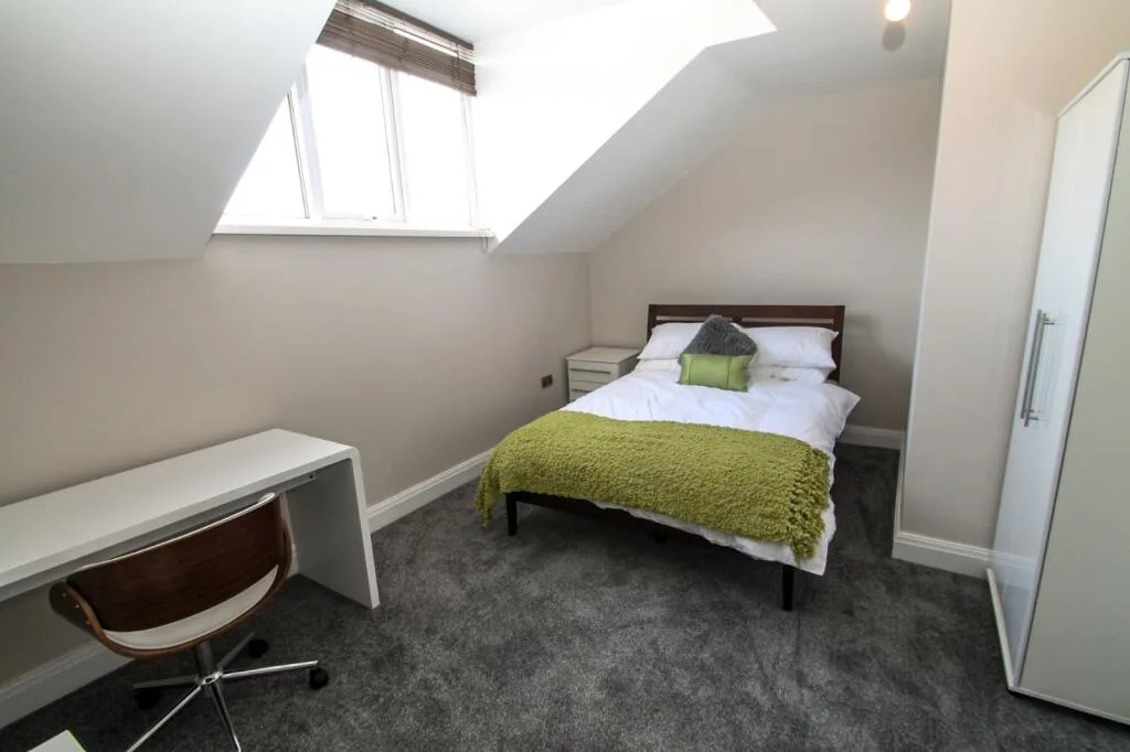 4 bedroom terraced house for rent