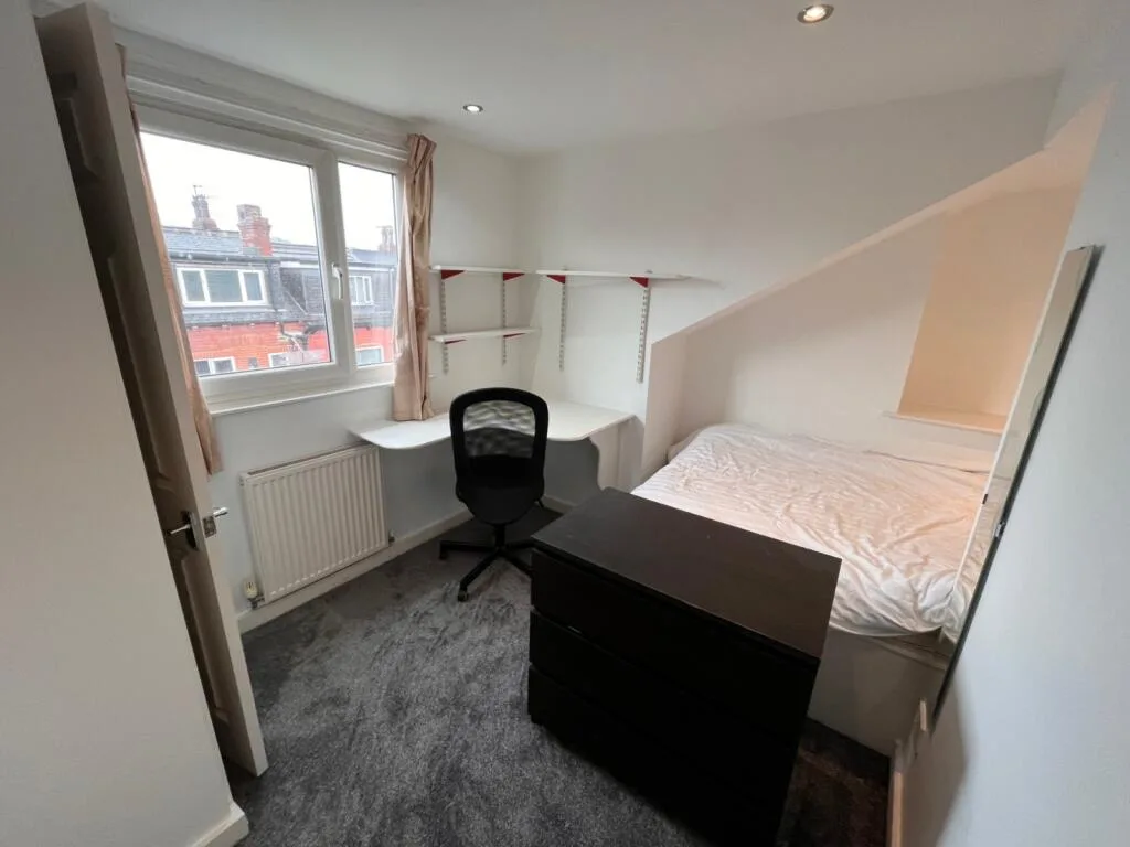 4 bedroom terraced house for rent